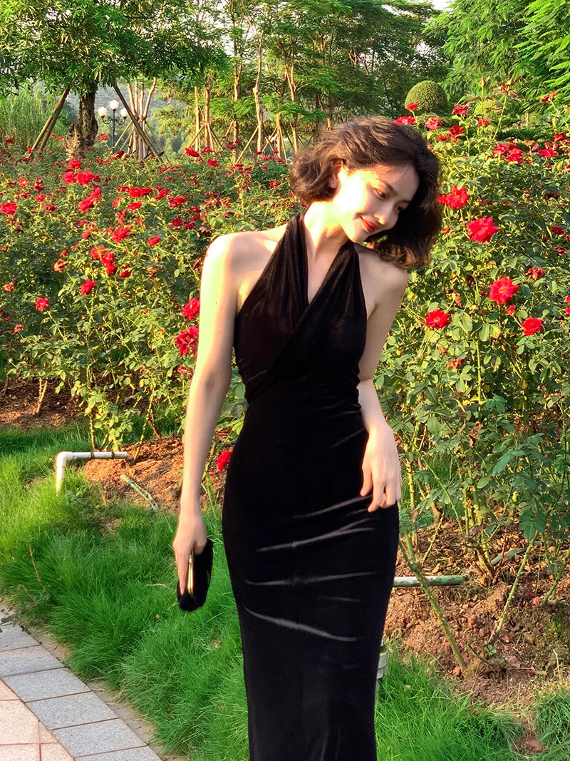 

New Velvet Sexy Formal Trumpet Dress Work Stylish Solid Elegant Vintage Mermaid Dress Halt Neck Backless Solid Color Robe Royal