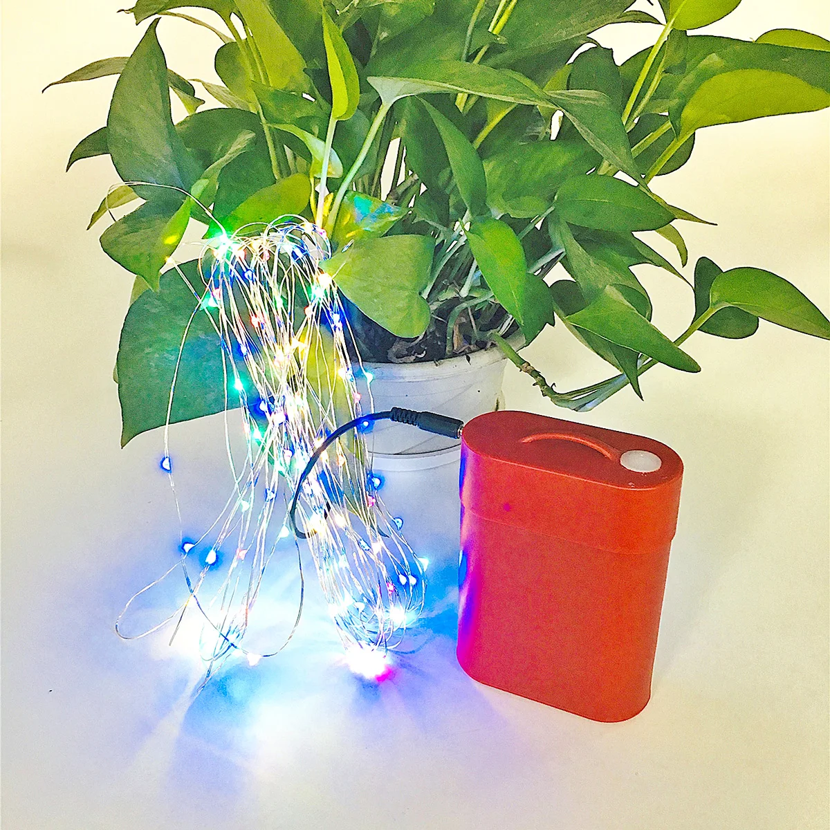 Светодиодный светильник на серебряной проволоке теплая красочная Гирлянда для