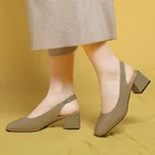 Офисные женские туфли; Модельные туфли из лакированной кожи; Женские босоножки на квадратном каблуке с ремешком на пятке; Женская обувь без застежки; zapatos mujer; 9107N