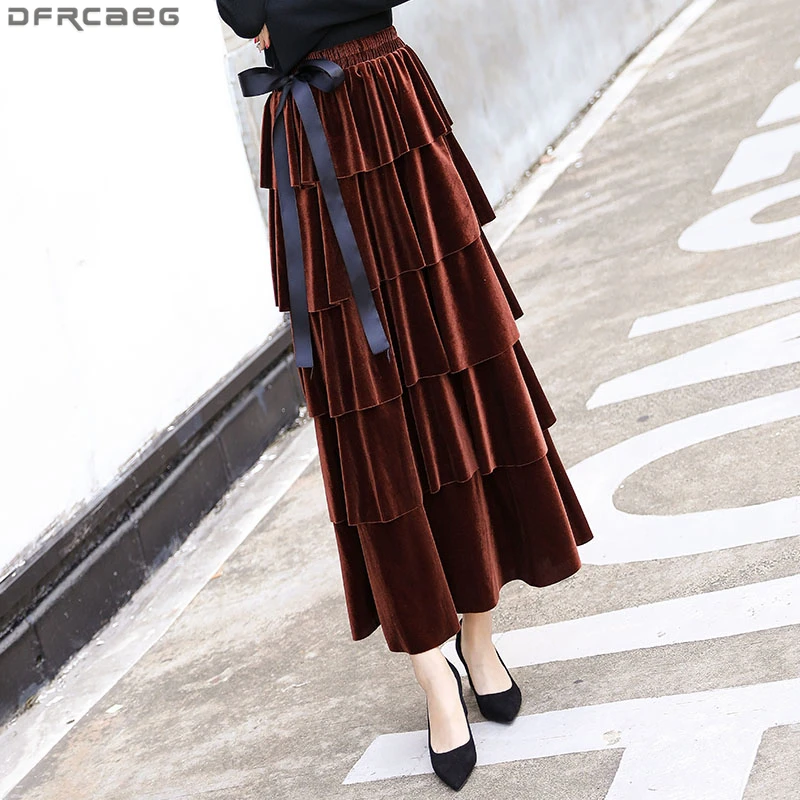 Модные золотистые бархатные юбки сезона осень зима 2019 женская уличная одежда