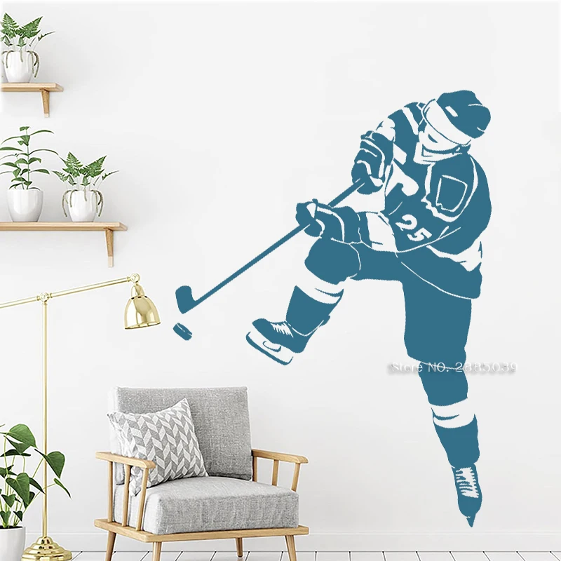 Виниловая наклейка на стену хоккеист Зимний спорт высокое качество домашний