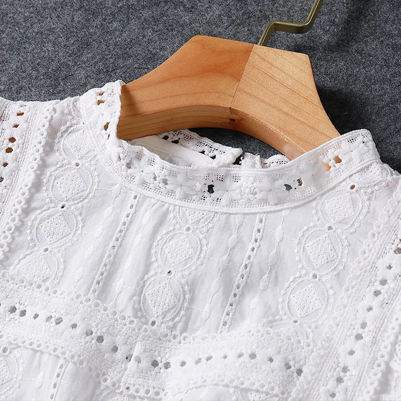 

Lace blouse 2020 New autumn women's long-sleeve embroidered blouse