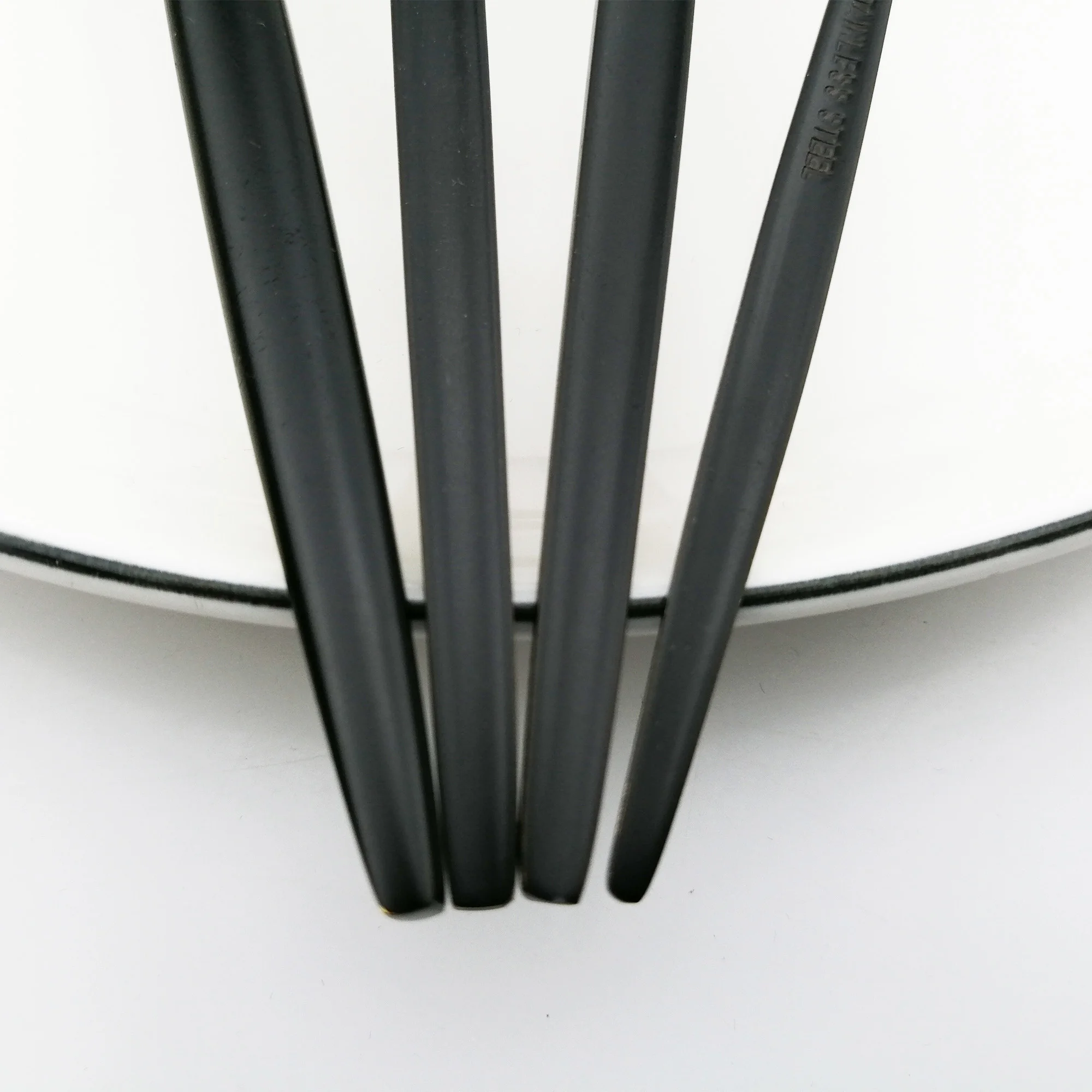 

24pcs White Gold Dinnerware Set Stainless Steel Knife Fork Spoon Cutlery Set Kitchen Tableware Set Flatware Set Wholesale