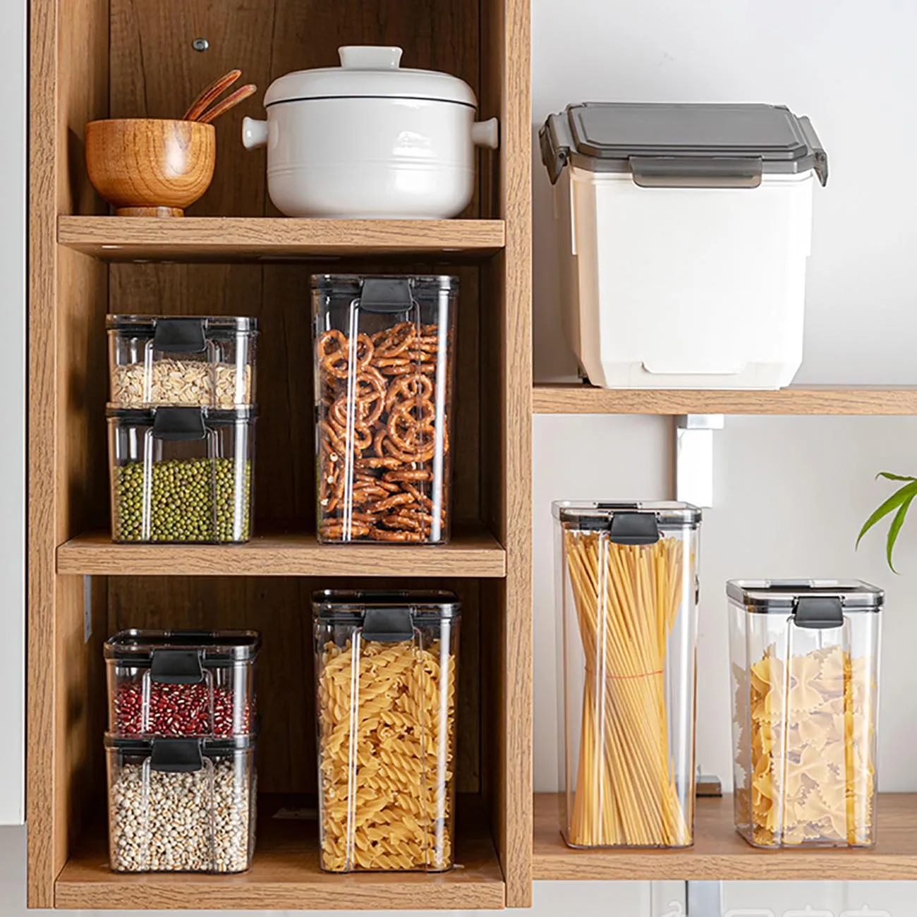 

Kitchen Fridge Food Storage Tank Transparent Plastic Noodle Container Box Cereal Grain Sealed Cans Jars Airtight Food Fresh Box