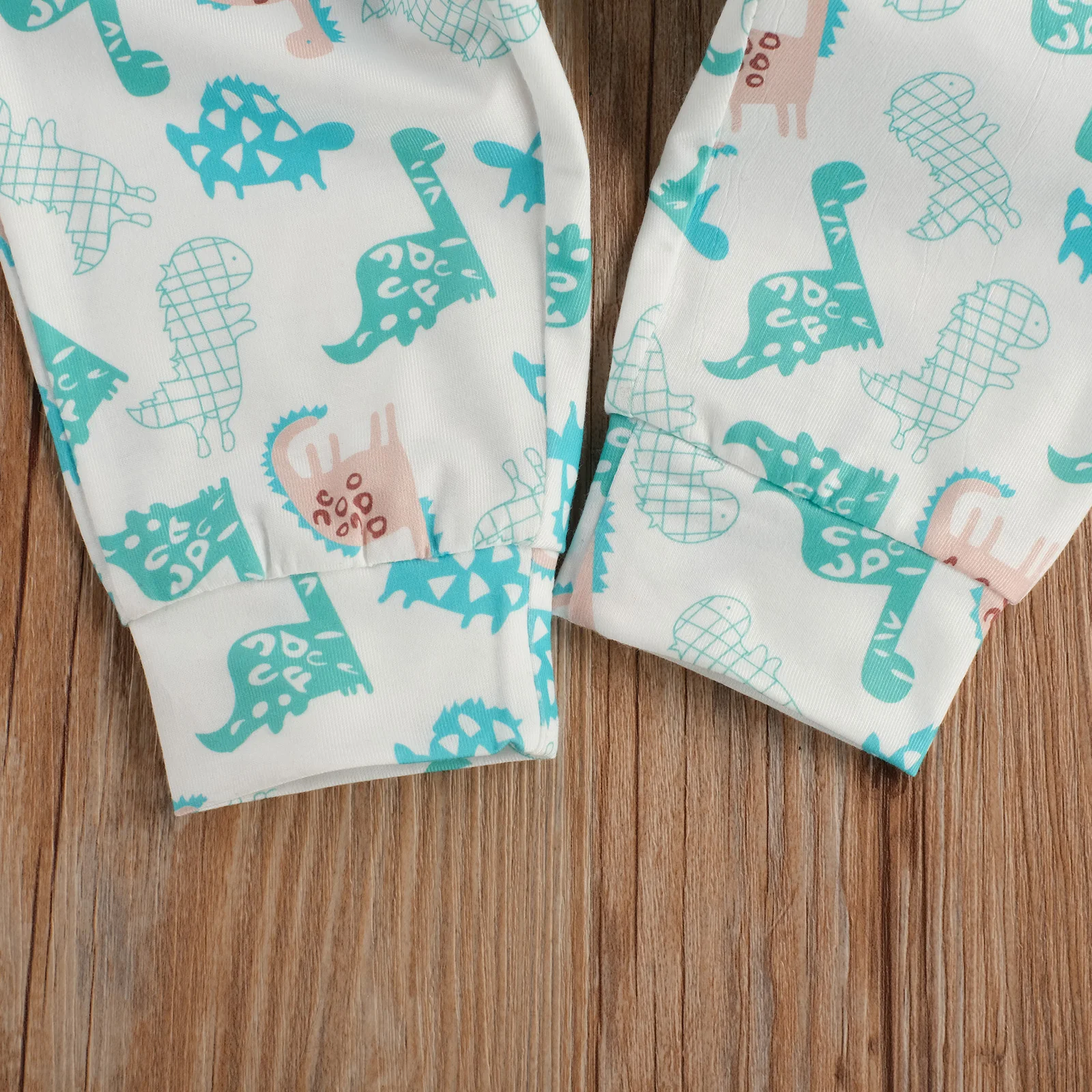 

0-18 Months Casual Kid's Romper Suit Long Sleeve Round Neck Solid Color Romper Elastic Head Dinosaur Printed Long Pants with Hat