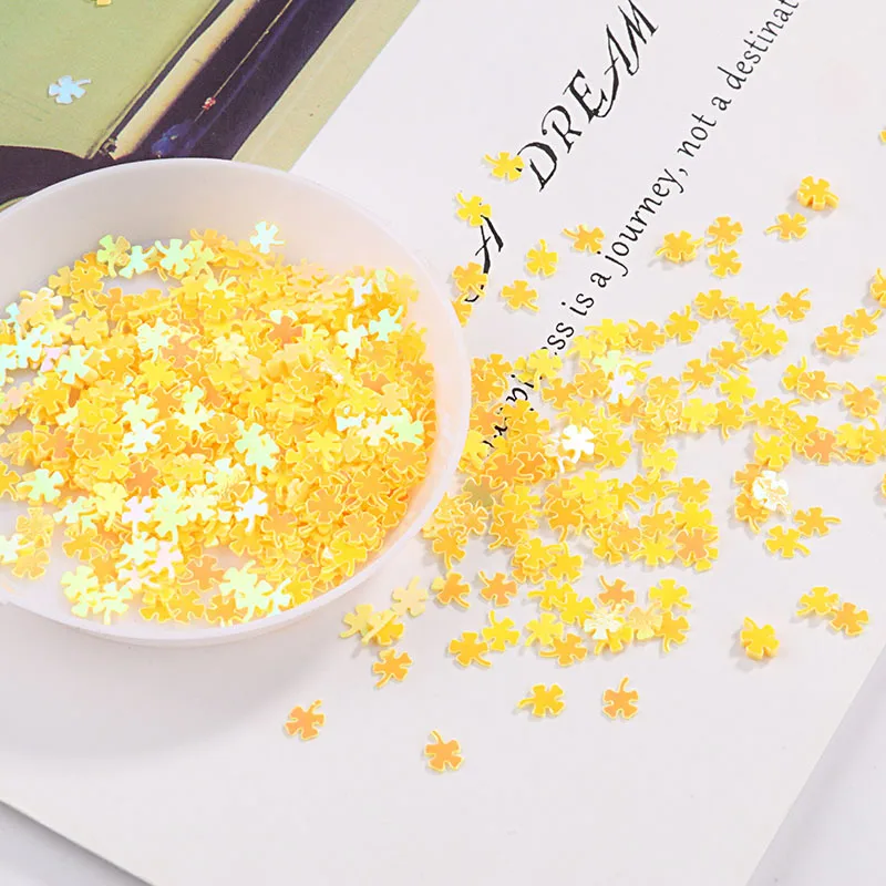 

10g 4mm clover sequins PVC sequins Paillettes lucky grass patch 3D manicure DIY Lentejuelas crystal glue filling accessories