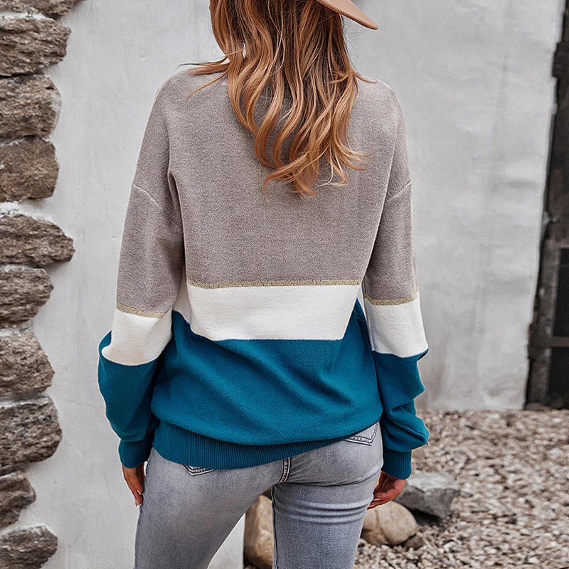 Женский свитер в полоску с длинным рукавом и V-образным вырезом |