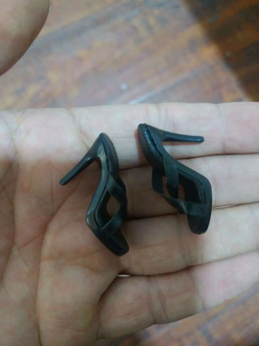 

1:6 black high-heeled cross flip flops Model For 1/6 Female Figure