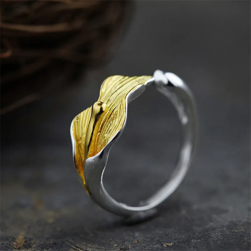 Женское кольцо с лилиями романтическое открытое регулируемое для свадьбы и