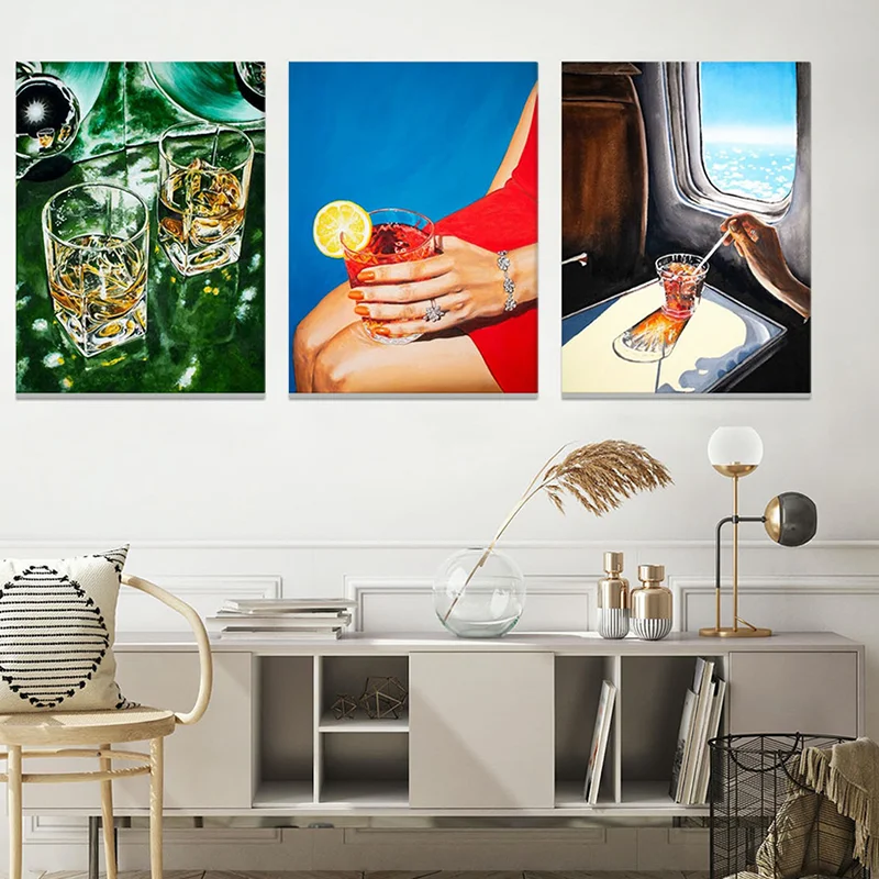 Красивый художественный ретро-постер с изображением девушки сидящей