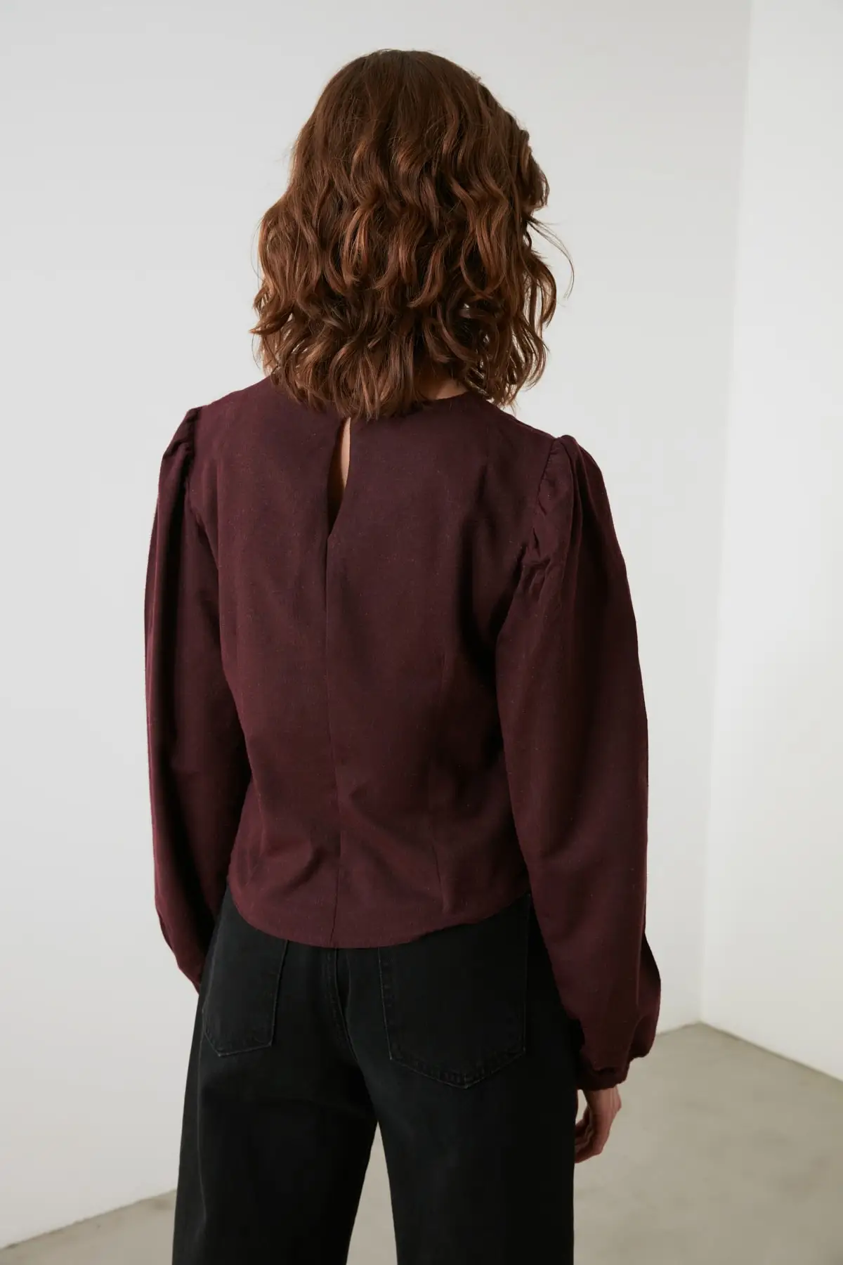 

Trendyol Embroideried Blouse TWOAW21BZ0697