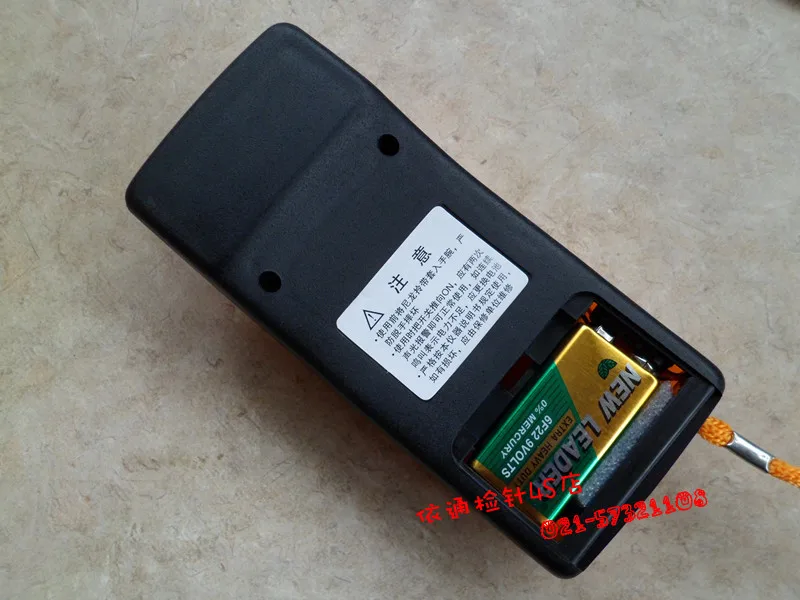 Игольчатый детектор используется для поиска штифтов сломанных игл в одежде