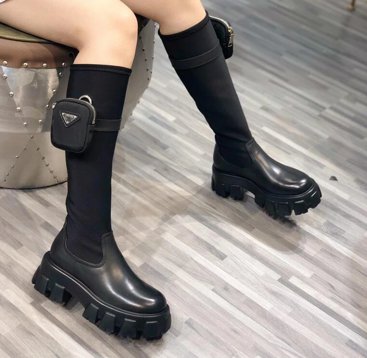 Beste Riem Geknikte Pocket Stretch Leer Militaire Laarzen Platte Platform Ontwerpers Chunky Sole Nieuwe Ronde Neus Hoge Hak Zwarte Schoenen Vrouwen