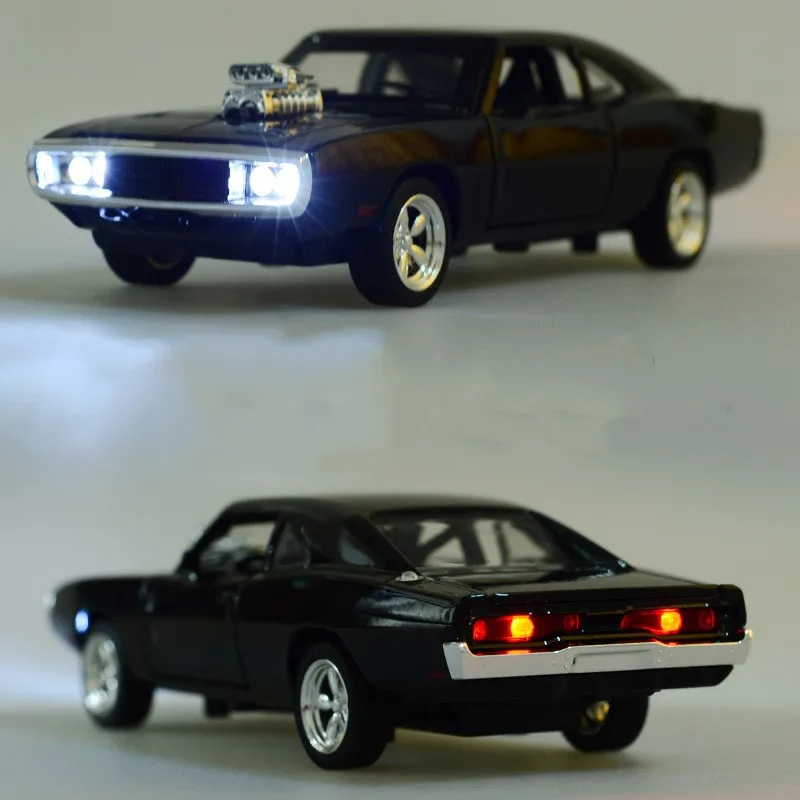 Мини-автомобиль 1:32 классическое металлическое зарядное устройство модели