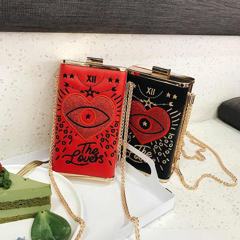 Новинка 2019 тяжелая металлическая плоская фляжка женские сумки с вышитыми