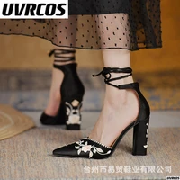 single shoes 2021 new pointy thick heel embroidered high heels womens embroidered fashion single shoes