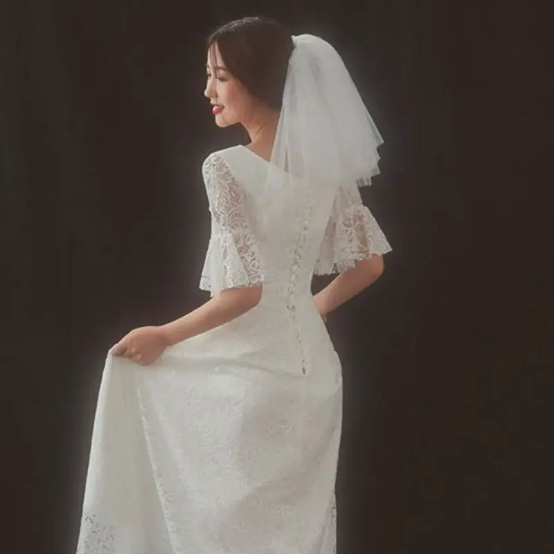 4 Tier Layered Women Wedding Veil Hollow Out Grid Mesh Short Fluffy Tulle Retro Bridal Veil Night Party Costume With Metal Combs