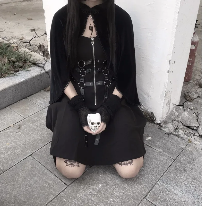 JIEZuoFang Winter Gothic Cape Coat Halloween Velvet Cloak Hooded Medieval Costume Witch Wicca Vampire Autumn Warm Outwear | Женская