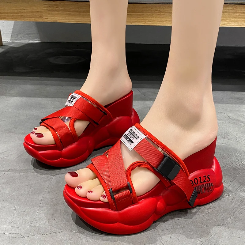 Женские летние шлепанцы для улицы новинка 2020 года сандалии на массивной