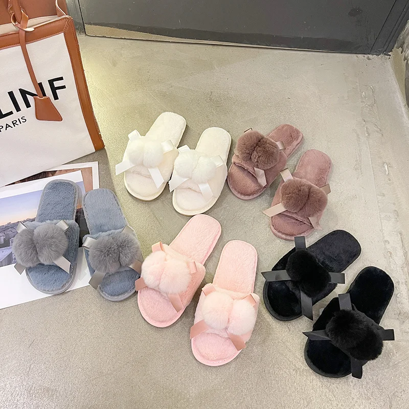 

Зимние тапочки для дома, теплые, из искусственного меха, розовые, белые, милые, с помпоном для девочек, женские меховые тапочки, домашняя обув...
