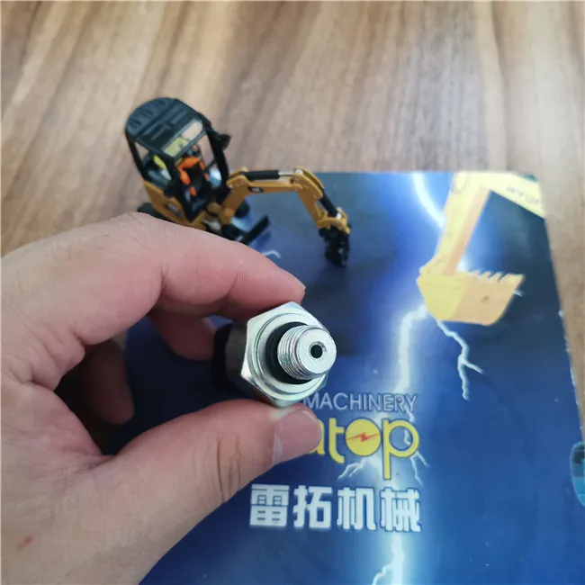 

Excavator PC200-8 Low Pressure Switch Sensor 7861-93-1840