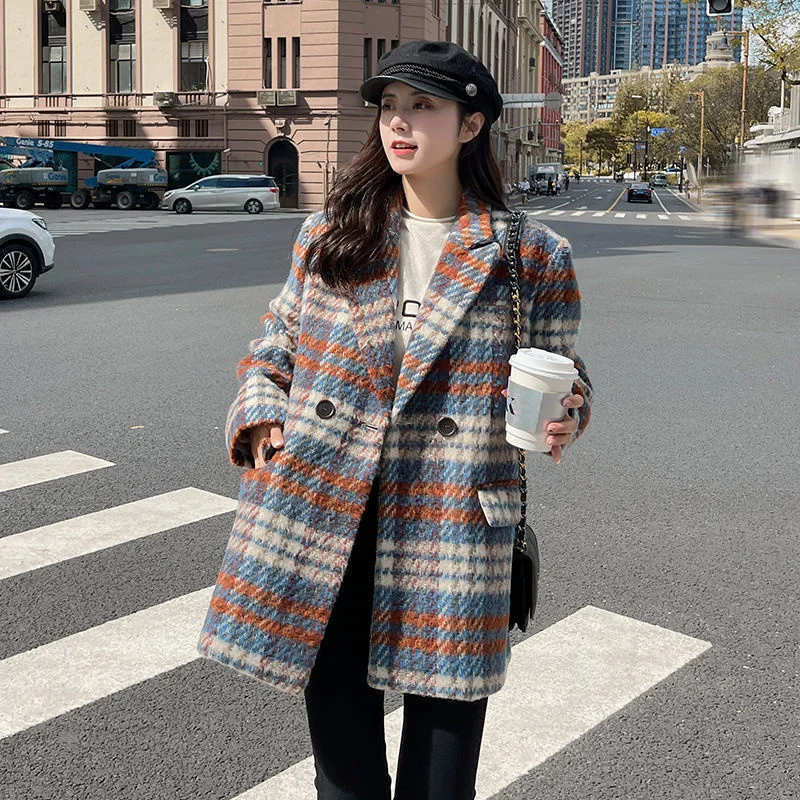 

Women Wool Blends Coat Fashion Elegant Tweed Plaid Blazer Coat Vintage Long Sleeve Flap Pockets Female Outerwear Overcoat