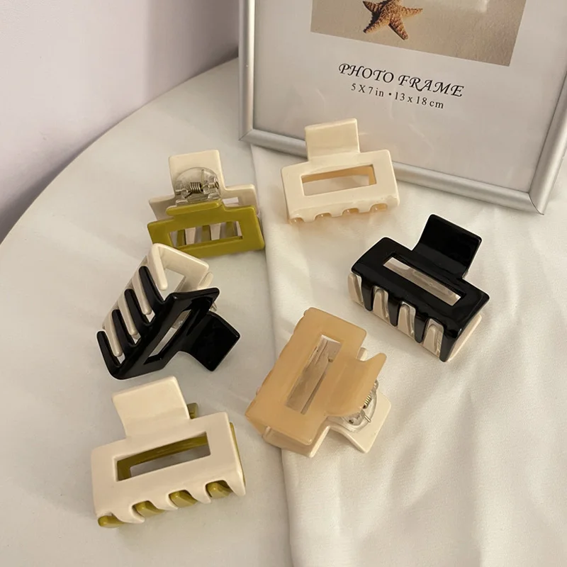 

Korea Fashion Women Hair Claws Crab Clamps Charm Solid Small Size Hair Clips Crab Chic Headdress Lady Hair Styling Tool Headwear