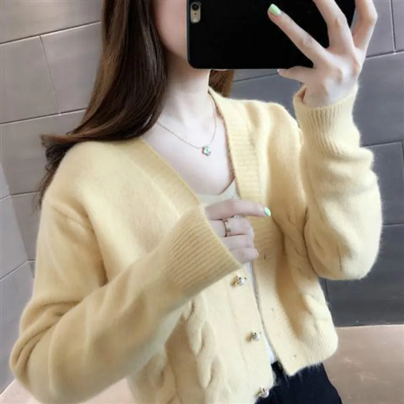 

2021 Women Ribbed Knitted Cotton Tops Ladies Soft Outwear Female Cardigan Autumn Long Flare Sleeve Short Sweater