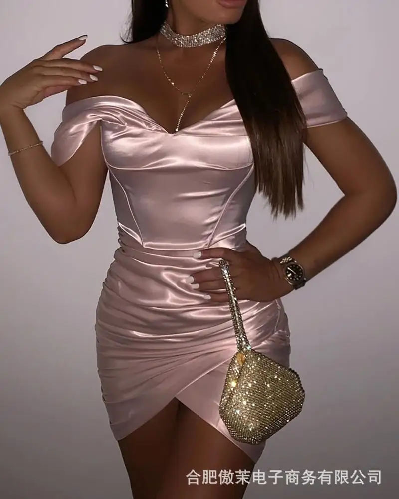

11 birthday dress for women New women's pink one-shoulder pleated dress