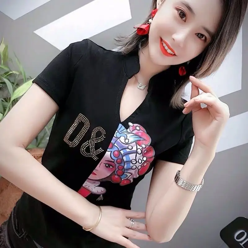 

Women's 2021 new fashion hot diamond printing stitching v-neck short sleeve t-shirt