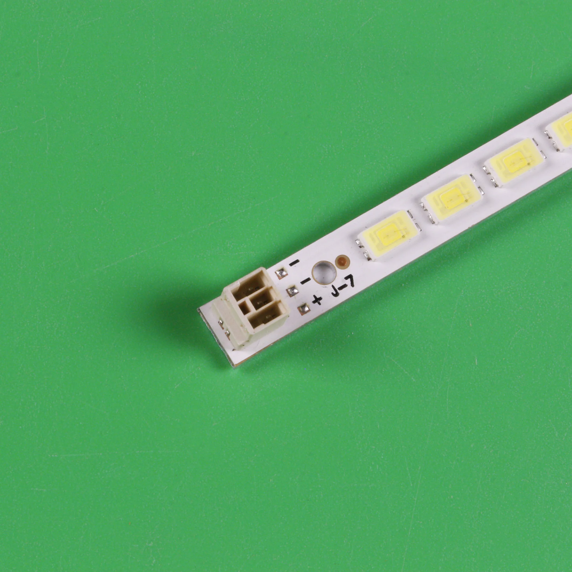 Светодиодная лента для подсветки 60 Светодиодный s 455 мм TCL L40F3200B L40F3200B-3D 40-DOWN LJ64-03029A