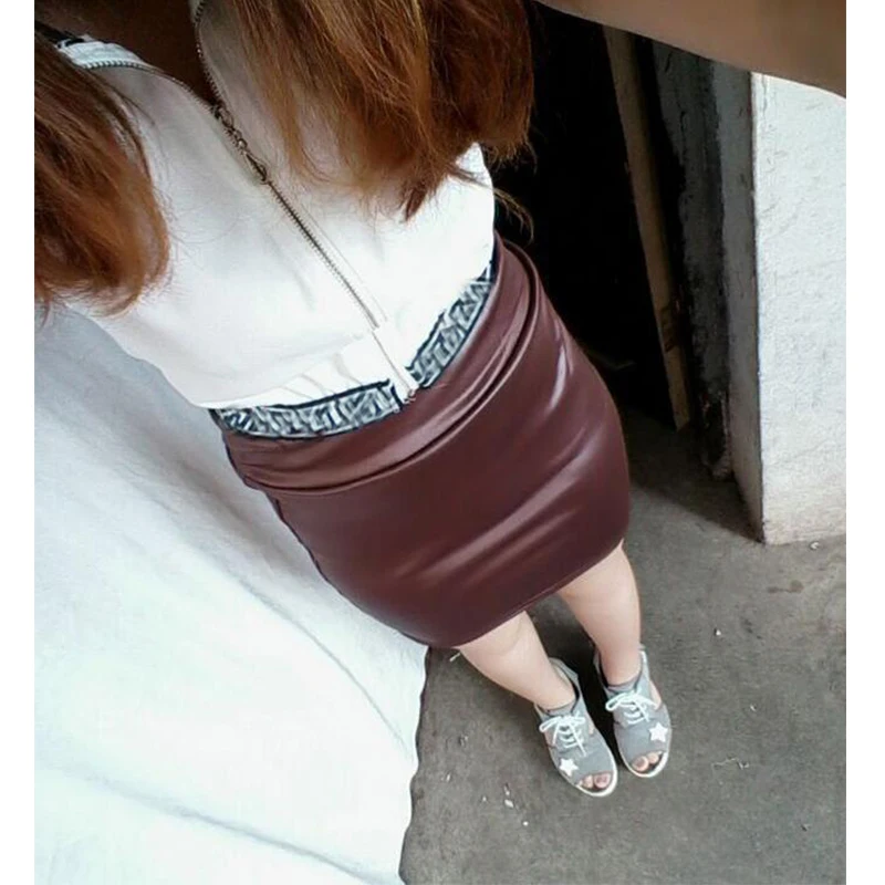 Женская юбка из искусственной кожи черная облегающая с высокой талией | одежда