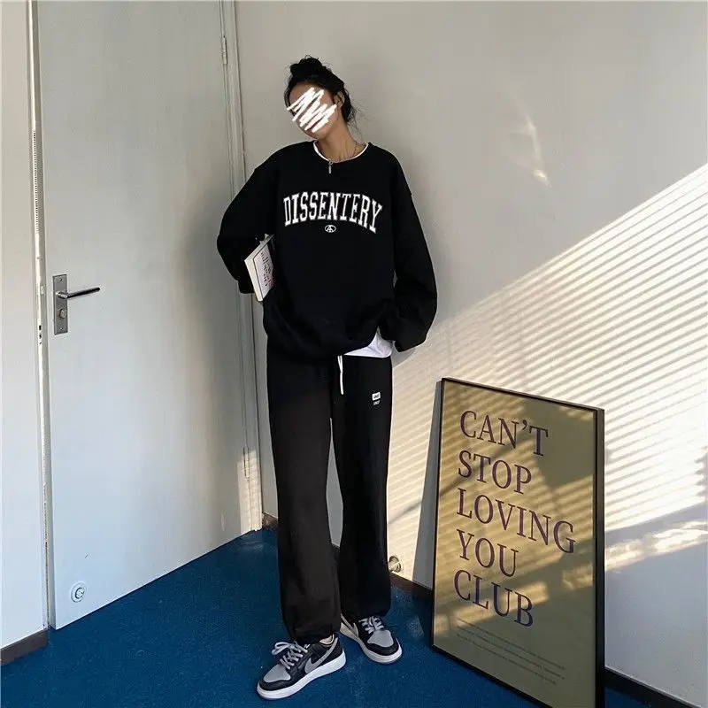 Свитшот женский с круглым вырезом без шляпы свободного покроя простой