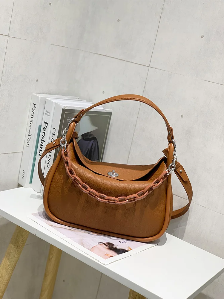 

New Fashionable Versatile Women's Crossbody Bags Trend Genuine Cowhide Baguette Shoulder Bags Women Designer Chain Messenger Bag