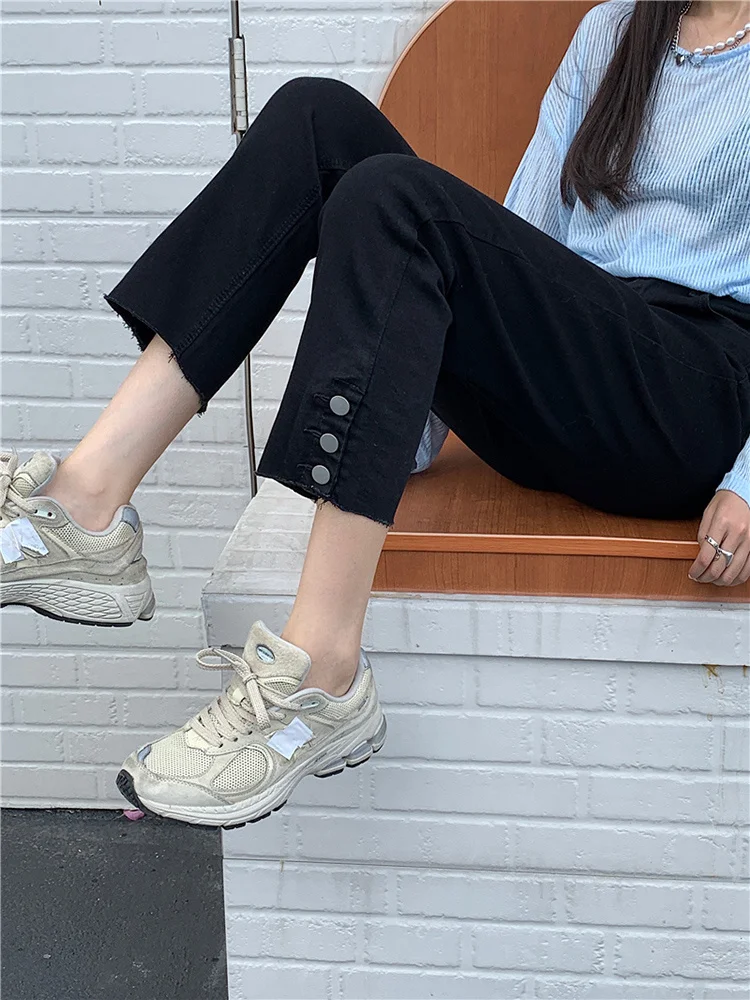 

Women's Black Jeans 2021 Design Sense Three