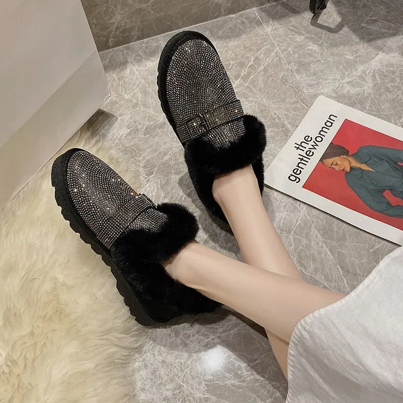 Блестящие женские ботинки с заклепками новые теплые плюшевые зимние на плоской