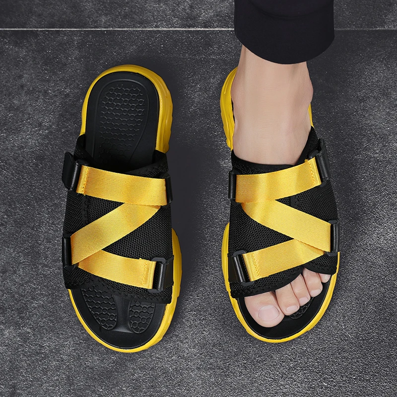 

Mens Summer Slippers Fashion Soft Outside Slipper Beach Shoes Open Toe Sandals Solid Colour Slippers Men Slides Plus Size 39-47