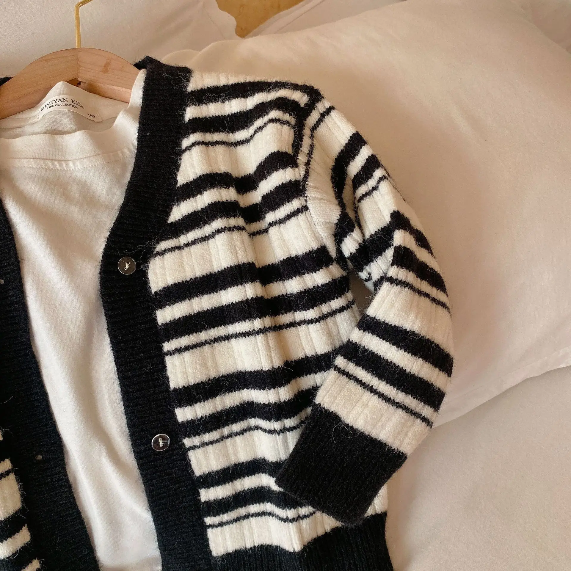 

Children's Clothes 2021 Autumn New Boys Girls Striped Knitted Cardigan Jacket Baby Simple Wool Coat