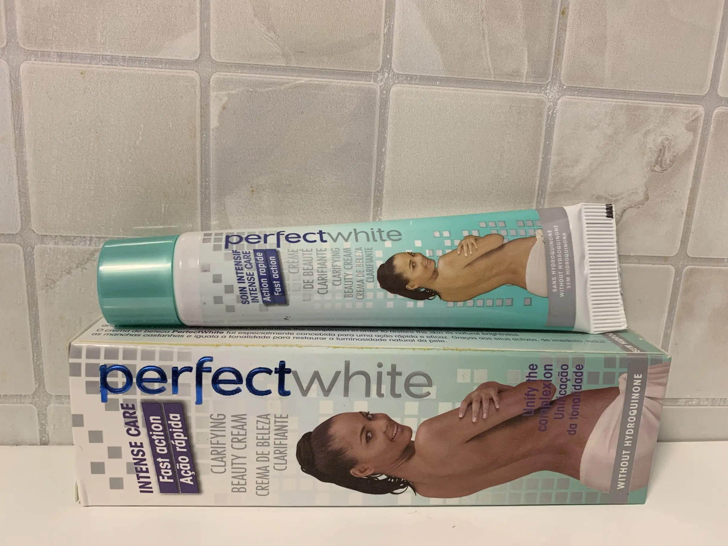 

PERFECT WHITE CLARIFYING BEAUTY CREAM 30ml