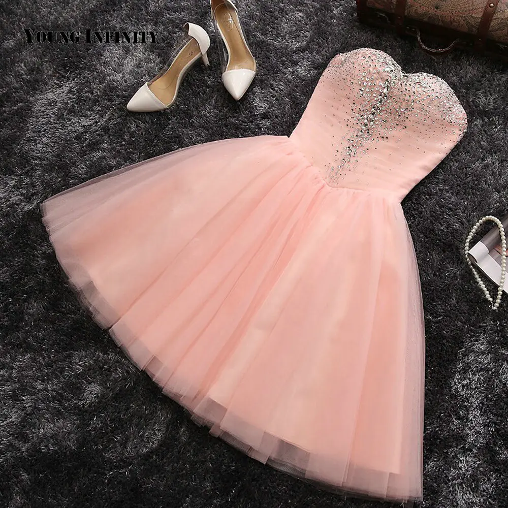 

In Fashion Pink Mini Girls Prom Dresses Tulle Sweetheart Sleeveless Beading Crystal Ball Gown Party Gown 2021 Homecoming Dresses