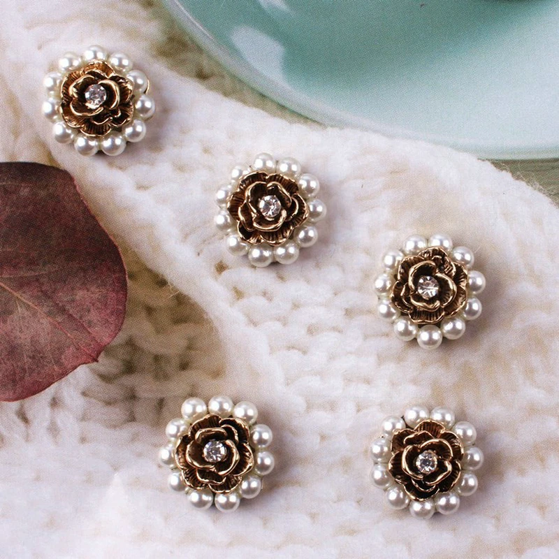 

5Pcs Rhinestone Pearl Flower Plate Diamond Button Jewelry Scarf For Hair Accessories Sewing Decorative Clothing Coat Buttons