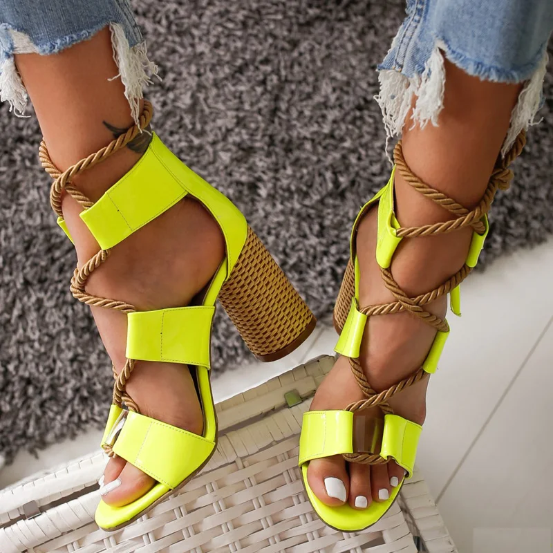 Сандалии женские на высоком каблуке 7 см босоножки гладиаторы с перекрестными