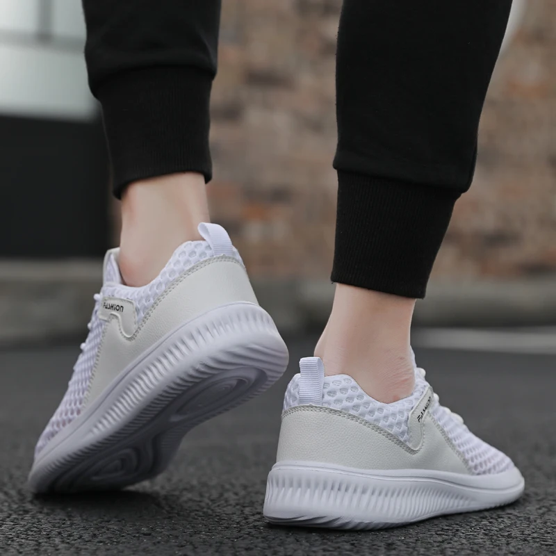 

Cheap Men Flats Light Running Shoes High Quality Walking Outdoor Sports Athletic Shoes Men Sneakers Breathable Shoes 39-47