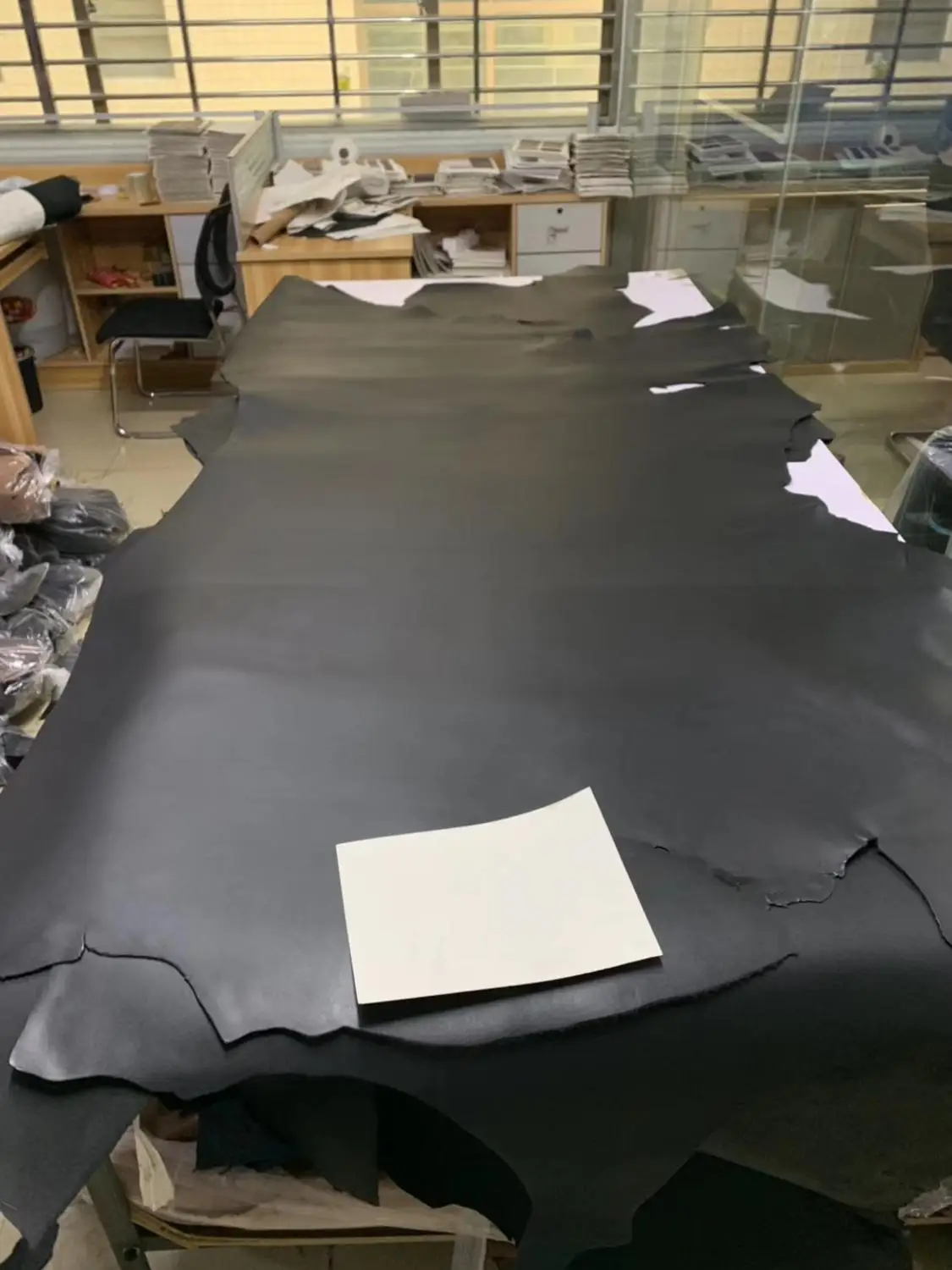 Высококачественная деталь из натуральной дубленой кожи черный материал первого