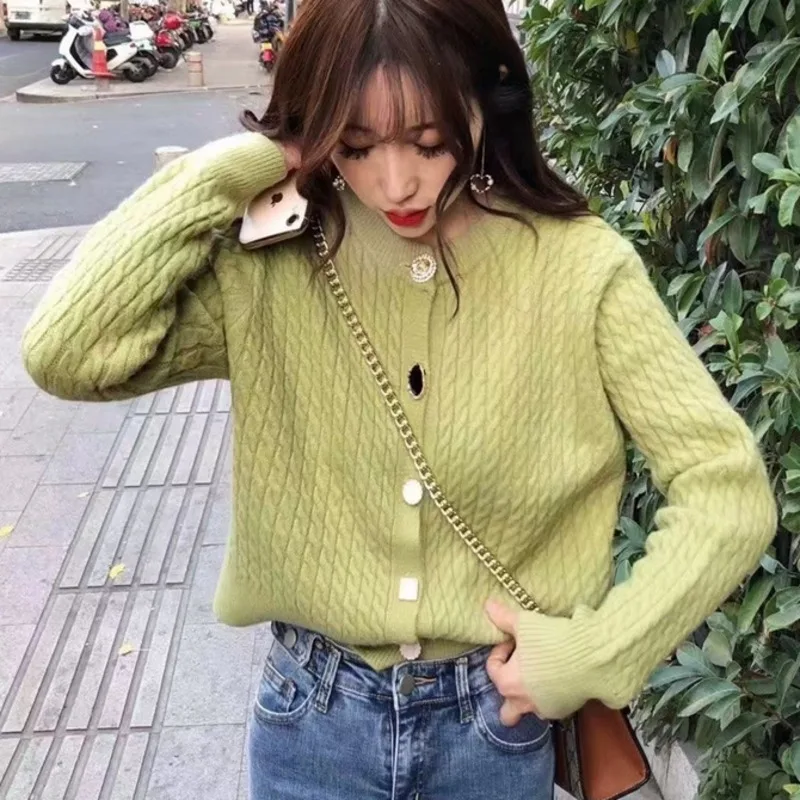 

Women Short Twist Sweater Cardigan Coat 2021 New Autumn Winter Fashion Casual Single Breasted Knitted Tops Pull Femme Outwear