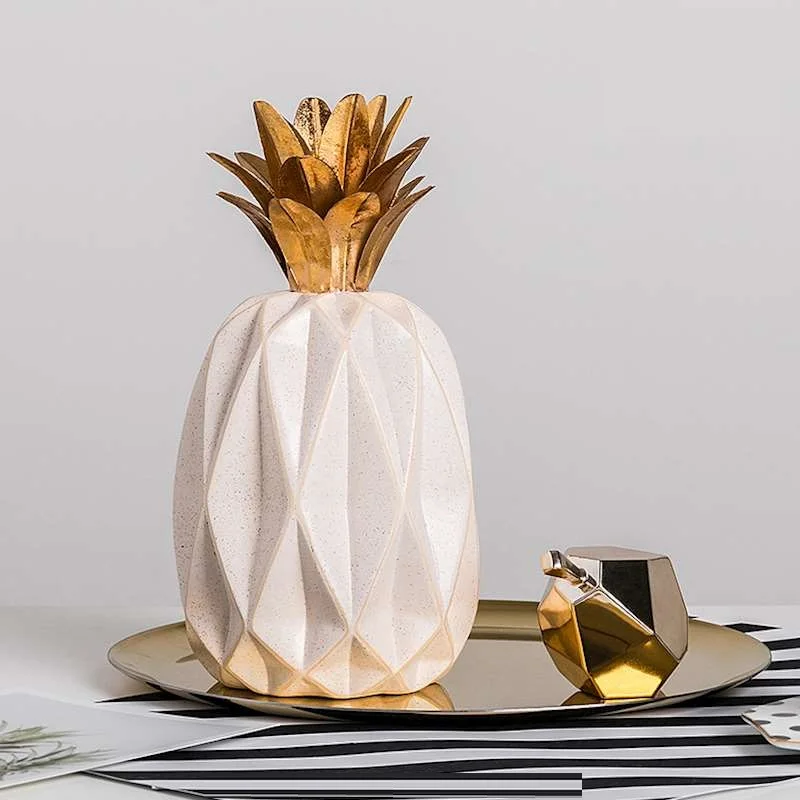 EUROPEAN STYLE CERAMIC BLACK/GOLDEN PINEAPPLE FURNISHING ARTICLES SCULPTURE PERSONALIZED FRUIT MODELING HOME DECORATION R180