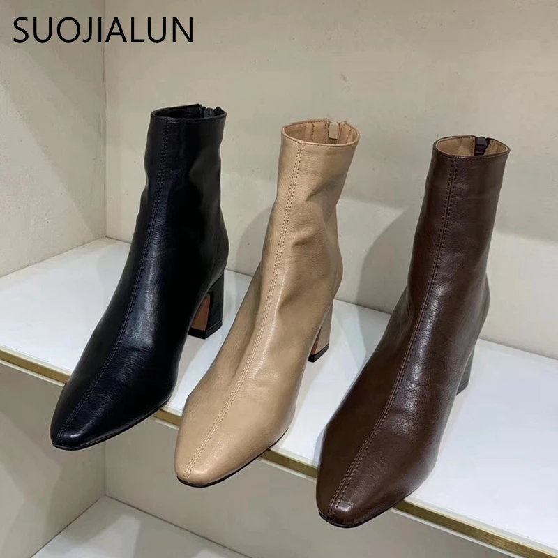 

SUOJIALUN 2022 Winter Women Ankle Boots Inner Warm Plush Short Boot High Square Heel Zip Ladies Shoes Boots Bota Feminina