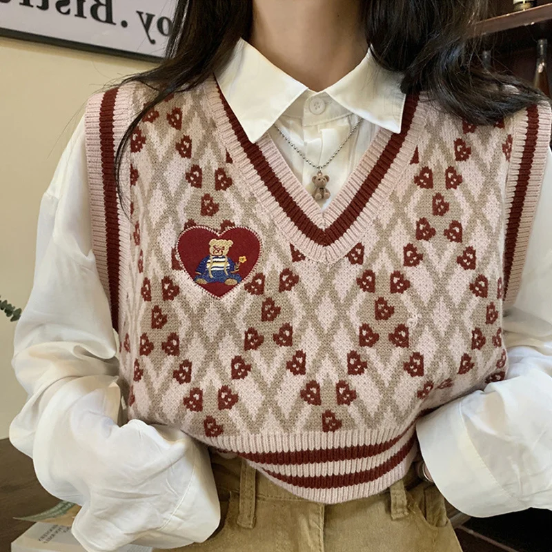 

Женский трикотажный жилет с V-образным вырезом