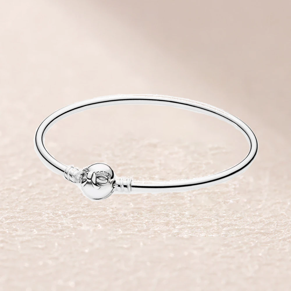 

Dainty Bow Moments Silver Bangle 590724CZ