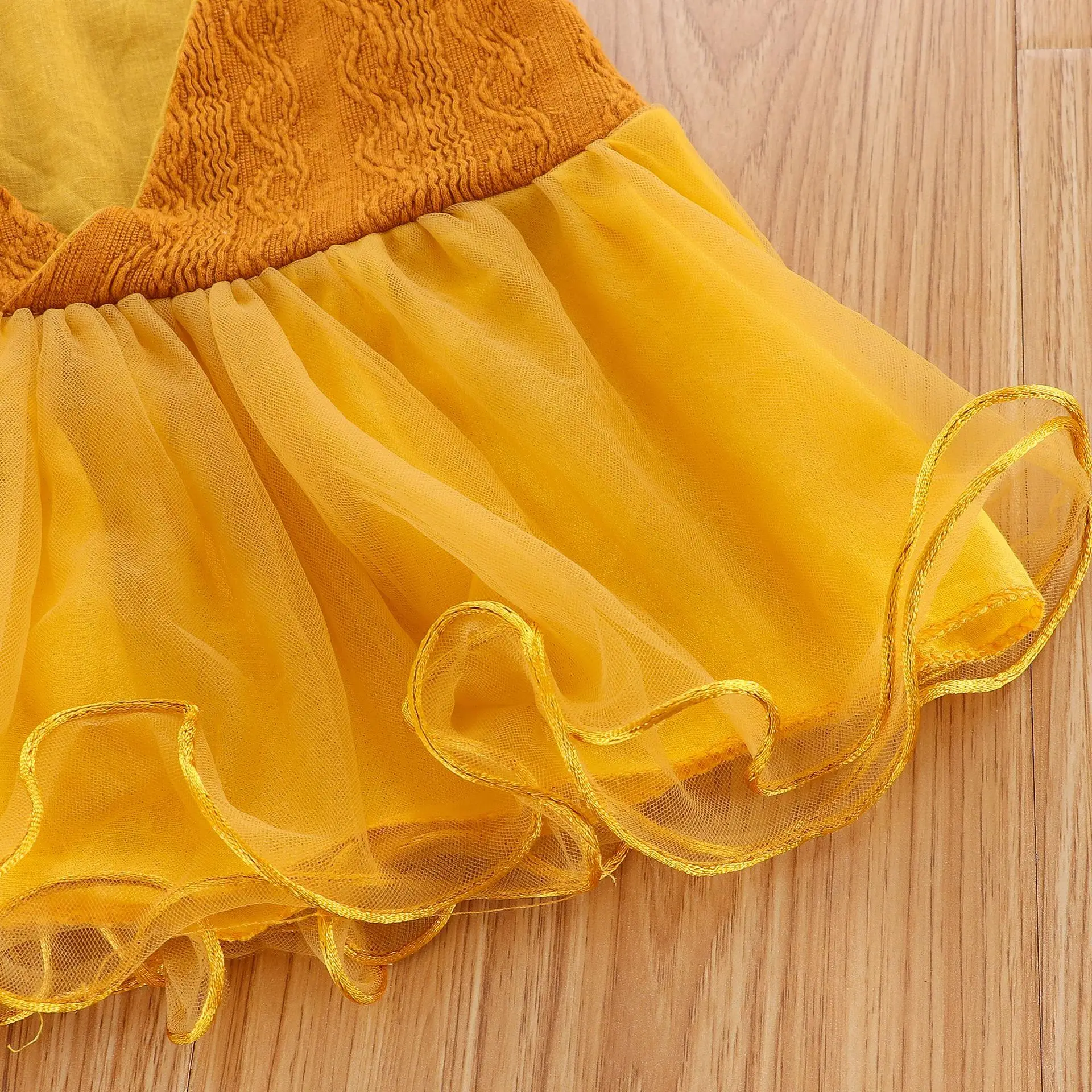 

New Autumn Kids Girls Clothing Sets Doll-collar Cotton Long Sleeve Tops Mesh Ruffle Strap Skirt Casual Clothing Sets